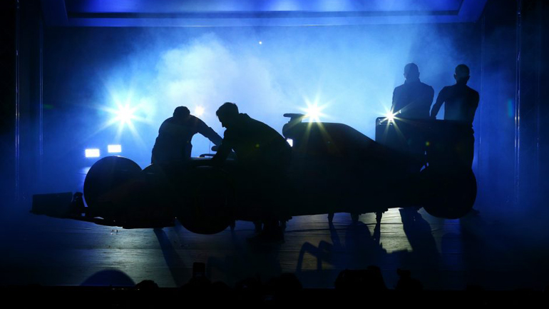 Σβήνουν τα κόκκινα φώτα στην F1